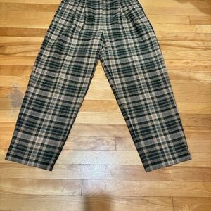 Wilfred Plaid Trousers – Green & Beige – Women’s Size 8 (Aritzia)